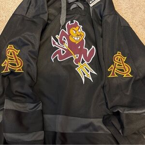 New colosseum ASU hockey jersey small